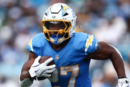 Broncos sign J.K. Dobbins: Key reinforcement for the running game