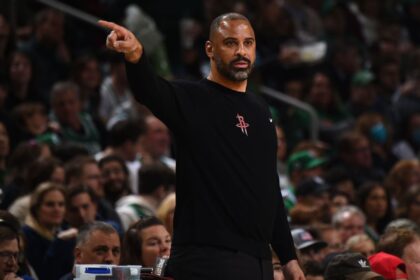 Mavs join the denial: Knicks frustrated in coach search