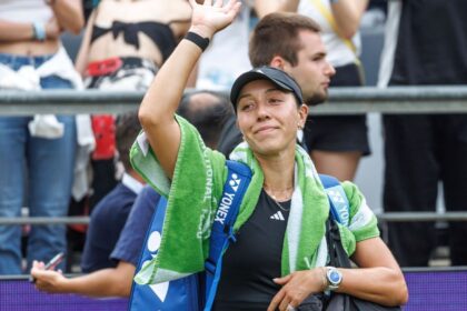 Defending champion Pegula falls in Berlin to Samsonova; Jabeur advances