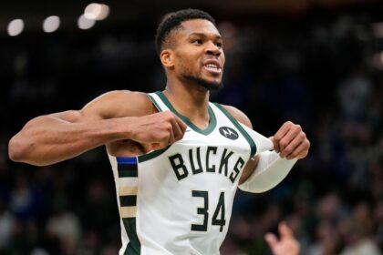 Bucks at the Crossroads: Will Giannis be Traded or Rebuild? NBA Analysis