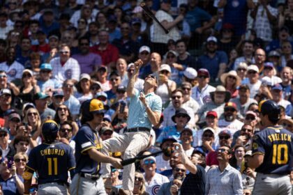 Fan scales Wrigley Field net for Sal Frelick's bat: Viral