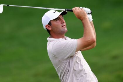 Scheffler and Eckroat lead Travelers Championship with brilliant 62s