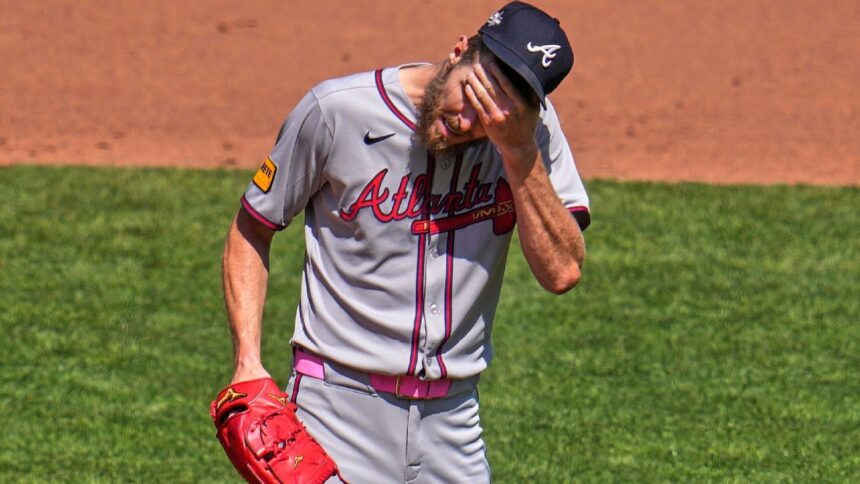 Braves: Chris Sale to IL with rib fracture, significant loss for Atlanta