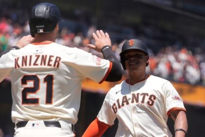 Devers Connects Jonrón vs. Red Sox: First HR with Giants