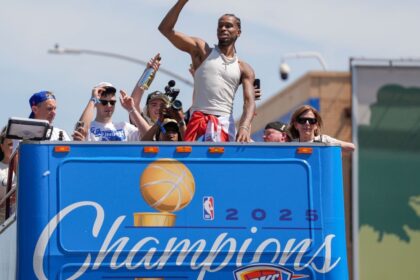 Thunder celebrates NBA title with Shai and the fans: "We love them"