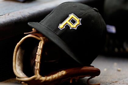 Darrell Hicks Returns to MLB with Pirates After Stint with Angels