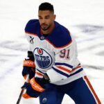 Canucks Sign Evander Kane: Reinforcement and Financial Adjustment for Oilers
