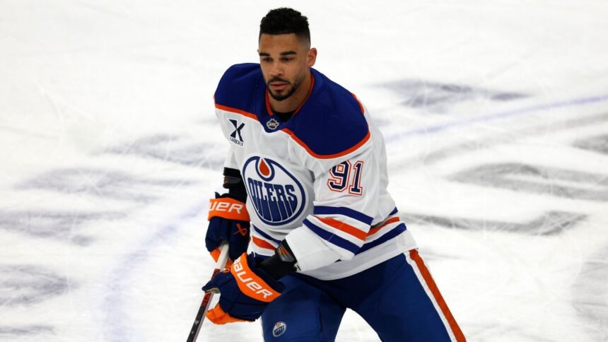 Canucks Sign Evander Kane: Reinforcement and Financial Adjustment for Oilers