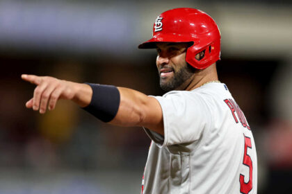 Dominican Powerhouses: 5 MLB Legends with 30+ HRs Before the All-Star Game