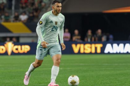 Luis Chávez misses the Gold Cup due to a torn anterior cruciate ligament