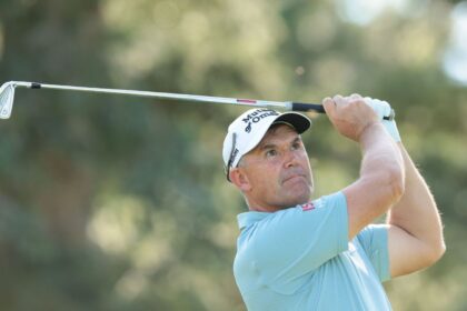 Harrington and Hensby lead the US Senior Open at 3 under par