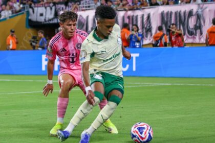 Estêvão Confesses Anxiety Over Chelsea Signing: Abel Ferreira Defends Him
