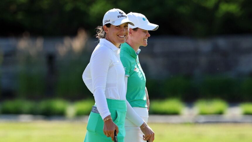 Schmelzel and Valenzuela lead the Dow Championship of Golf