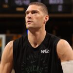 Lopez signs with Clippers: $18M deal for 2 years