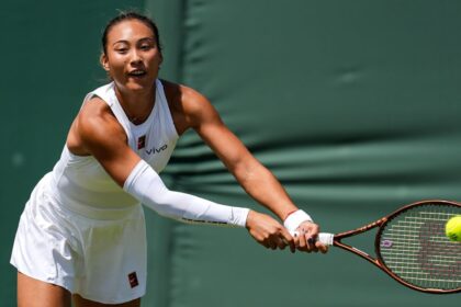 Wimbledon: Zheng falls, Krejcikova advances; Siniakova vs. Osaka in 2nd round