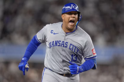 Salvador Pérez Shines: Royals Beat Mariners with Historic Night in Seattle