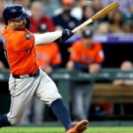 Altuve surpasses Bagwell in hits: Rises to 2nd place in Astros history