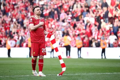 LeBron James pays tribute to Diogo Jota: "You'll never walk alone"