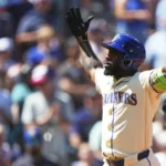 Arozarena Hits Walk-Off Home Run as Mariners Shutout Pirates