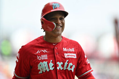 Canó Shines: 100 Hits with Diablos Rojos and Leadership in the LMB