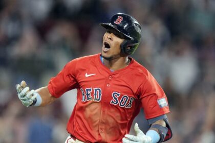 Boston Red Sox Comeback Against Rays, Extend Winning Streak to 7 Games