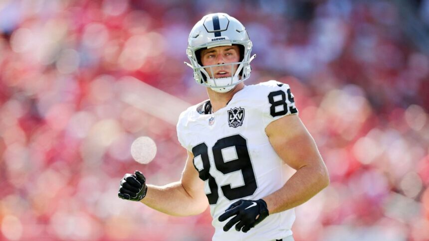 Top 10 NFL TEs of 2025: Bowers leads, Kelce and Kittle in the rearview mirror.