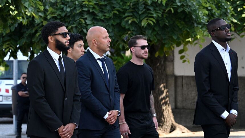 Slot Pays Tribute to Jota: Liverpool Honors Its Star After Tragic Loss