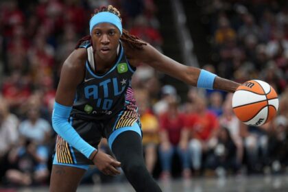 Dream star Rhyne Howard out with knee injury, out in July