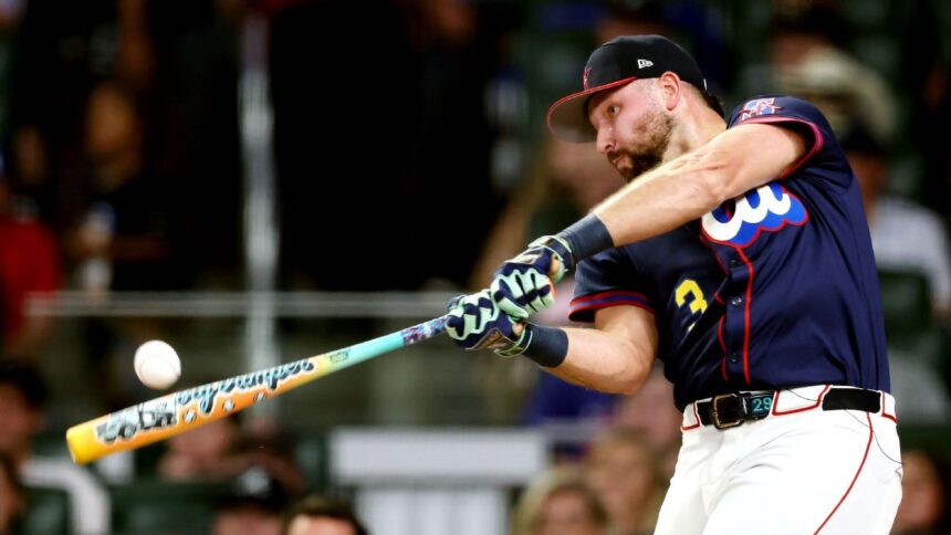 Cal Raleigh, Mariners Catcher, Wins Home Run Derby