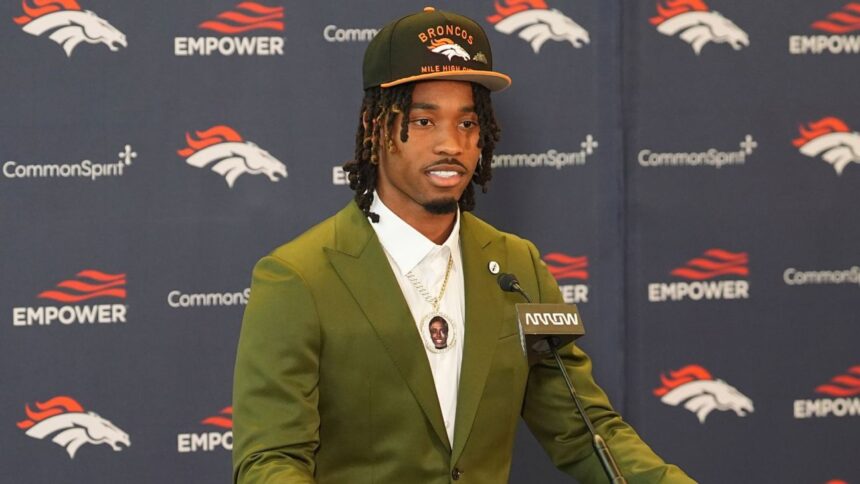 Broncos: Jahdae Barron Signs Contract; R.J. Harvey Still Without Agreement