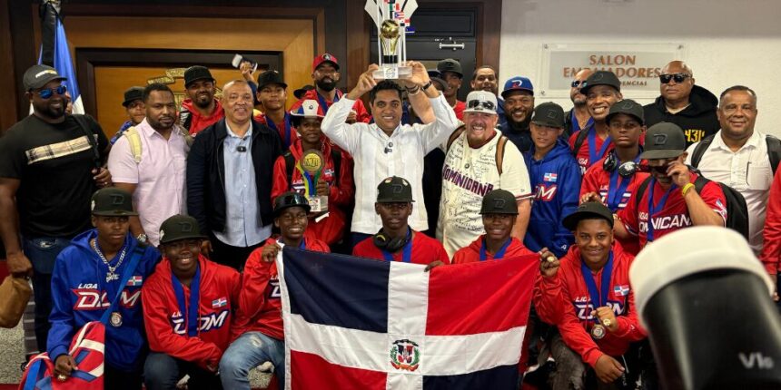 Minister Cruz Receives Dominican Champions of the 2025 Caribbean Series Kids