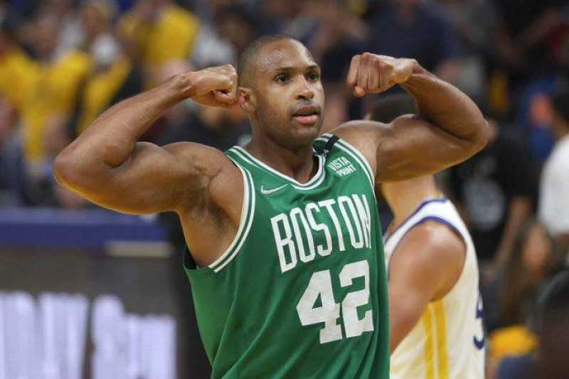 Al Horford: Uncertain future in the NBA, Warriors lose strength