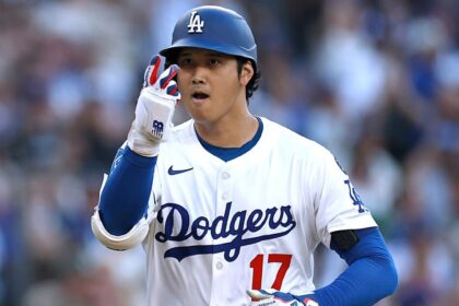 Ohtani: HR received and connected, Dodgers beat Twins; Scott injured