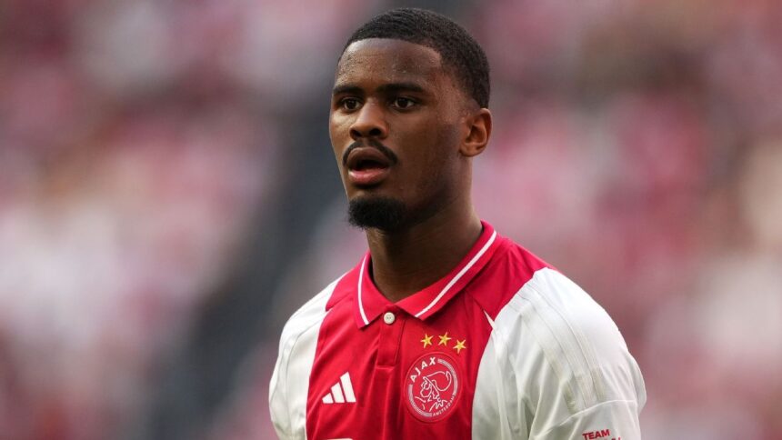 Chelsea targets Ajax youth defender Jorrel Hato: Rumors