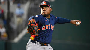 Matthews Drives Astros: Valdez Extends Winning Streak in Key Victory