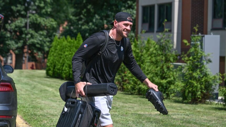 Watt Firm Millionaire: Focused on Football for Steelers