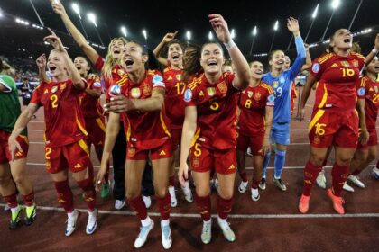 Bonmatí leads Spain to the Euro 2025 final vs. Germany: Epic victory!