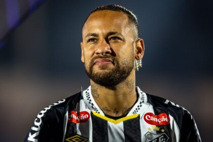 Neymar Confronts Fan After Disallowed Goal: Santos in Relegation Zone