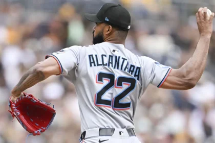 Alcántara shines in possible Miami farewell: Cy Young-worthy performance