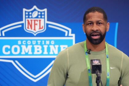 Browns: Four quarterbacks on the roster? Berry opens the door