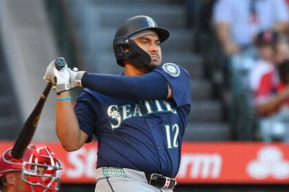Naylor debuts with Mariners: 1-4 and in the cleanup spot, promises offensive contribution