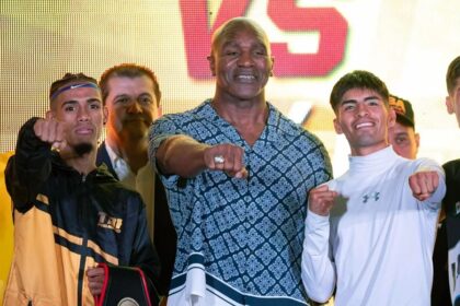 Holyfield and Boxing Legends Dazzle in Exhibition in Caracas