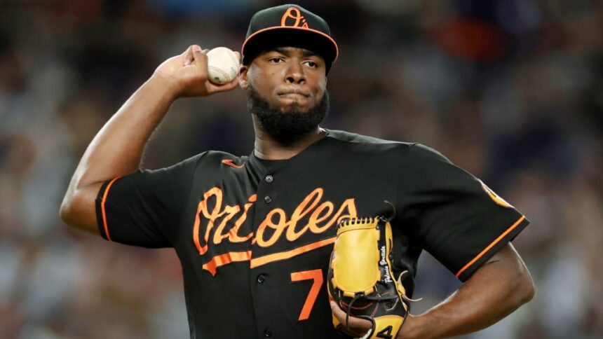 Félix Bautista: Shoulder surgery sidelines him from MLB for 12 months