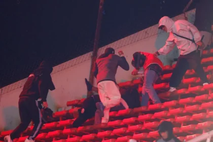 Violence in Copa Sudamericana: Independiente vs. U. de Chile, match suspended