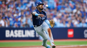 Caminero, Alofoke fan: Enjoy boxing matches on MLB flights