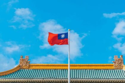 Lee Yang: Olympic Medalist to Lead Taiwan's Sports Ministry
