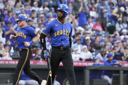 Víctor Robles: Suspension reduced to 7 games, Mariners without key outfielder