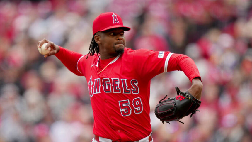 Dominicans dominate MLB: Soriano and Alcántara shine, Devers homers