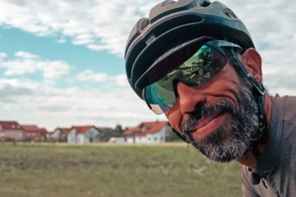 French cyclist arrested in Russia: attempting world record in Eurasia