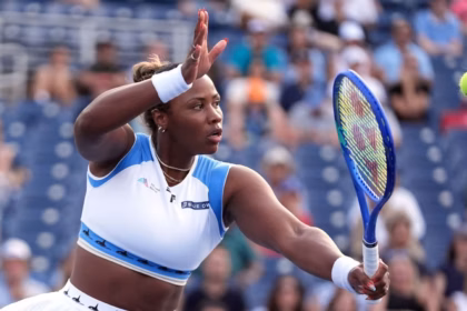 Townsend apologizes for criticism of Chinese food in Shenzhen